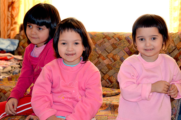 В канун Нового года работники ПО «Маяк» посетили Карабашский детский дом